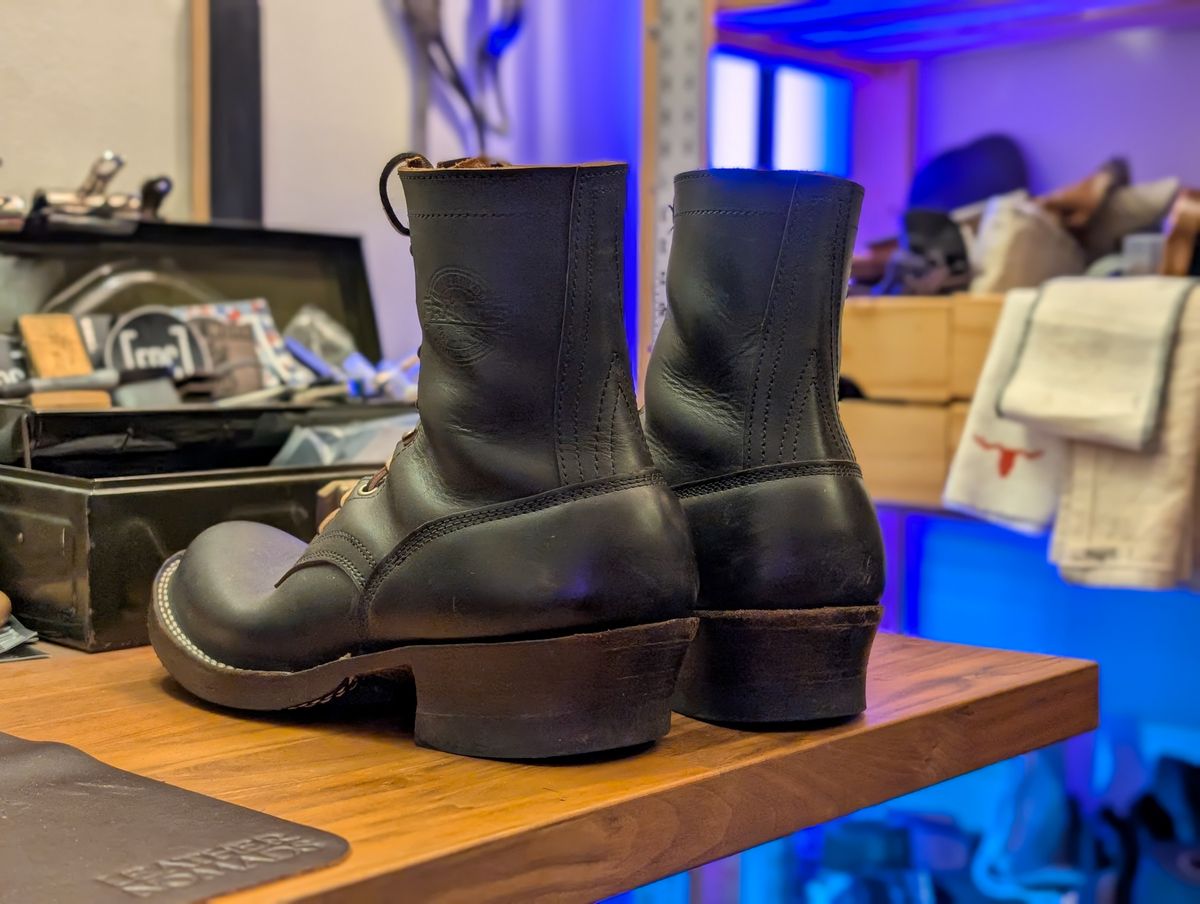 Photo by demo on October 16, 2025 of the Frank's Boots Custom Model in Seidel Mocha Oil Tan.