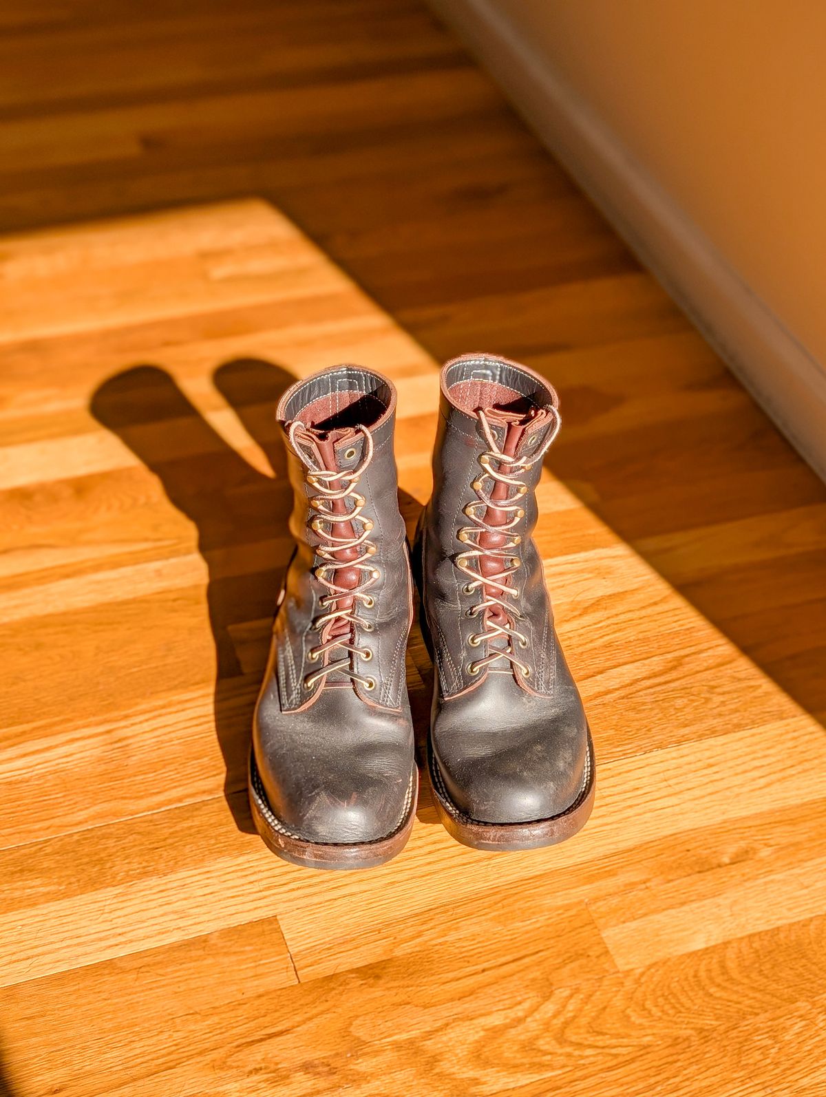 Photo by demo on January 28, 2026 of the Frank's Boots Custom Model in Seidel Mocha Oil Tan.