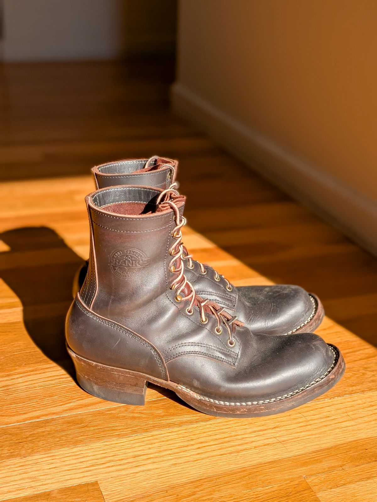 Photo by demo on January 28, 2026 of the Frank's Boots Custom Model in Seidel Mocha Oil Tan.