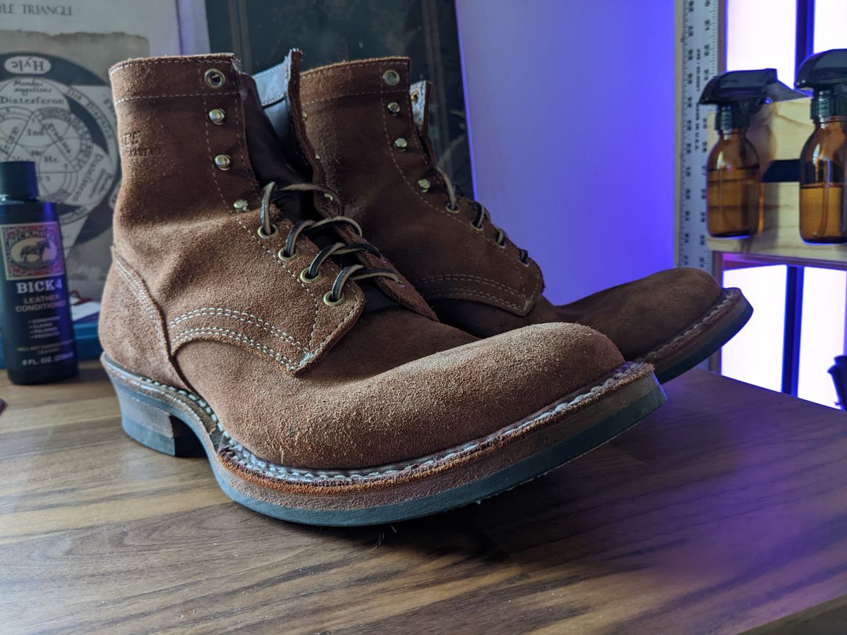 Photo by demo on June 4, 2022 of the White's 350 Cruiser in Seidel Red Dog Oil Tan Roughout.