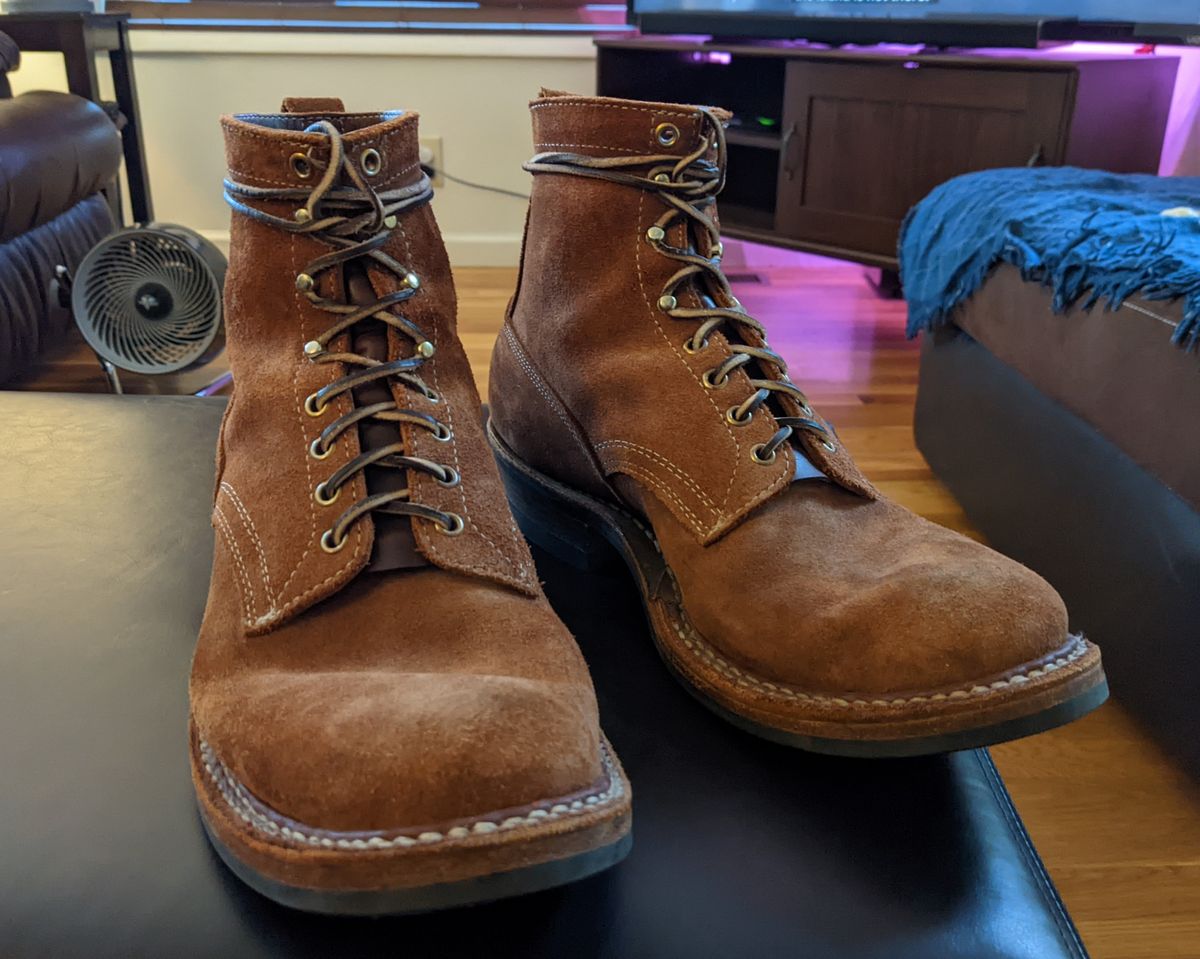 Photo by demo on June 16, 2022 of the White's 350 Cruiser in Seidel Red Dog Oil Tan Roughout.
