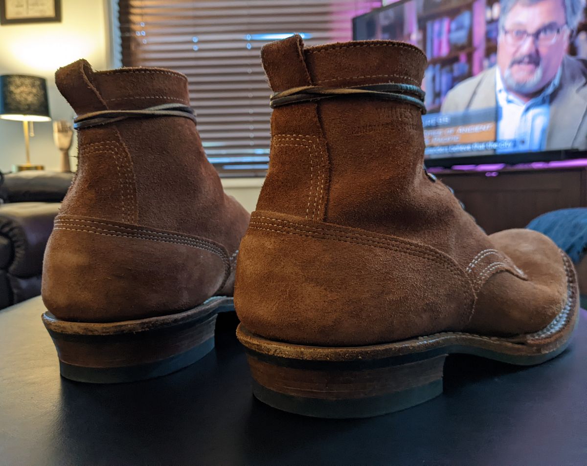 Photo by demo on June 16, 2022 of the White's 350 Cruiser in Seidel Red Dog Oil Tan Roughout.