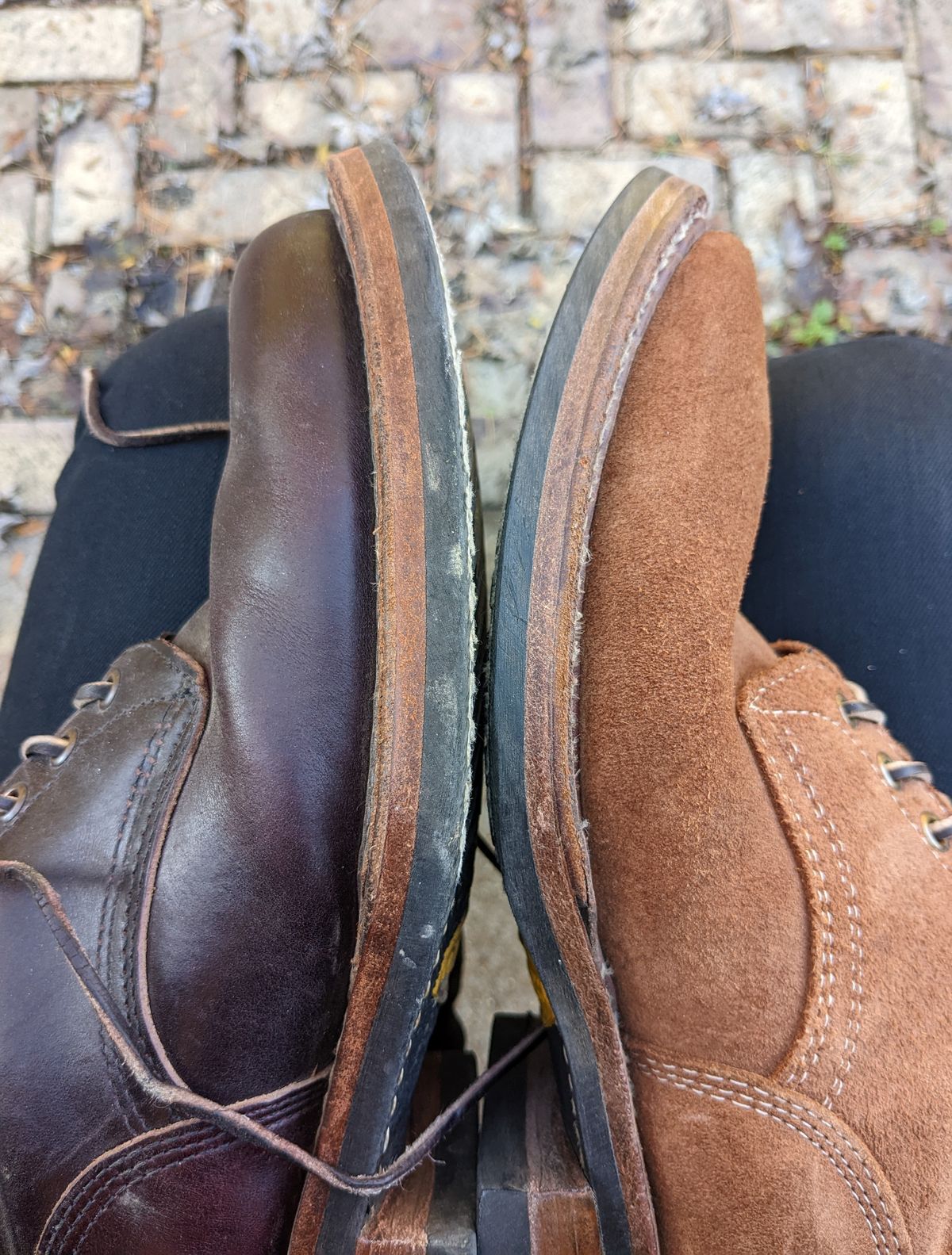 Photo by demo on November 1, 2022 of the White's 350 Cruiser in Seidel Red Dog Oil Tan Roughout.