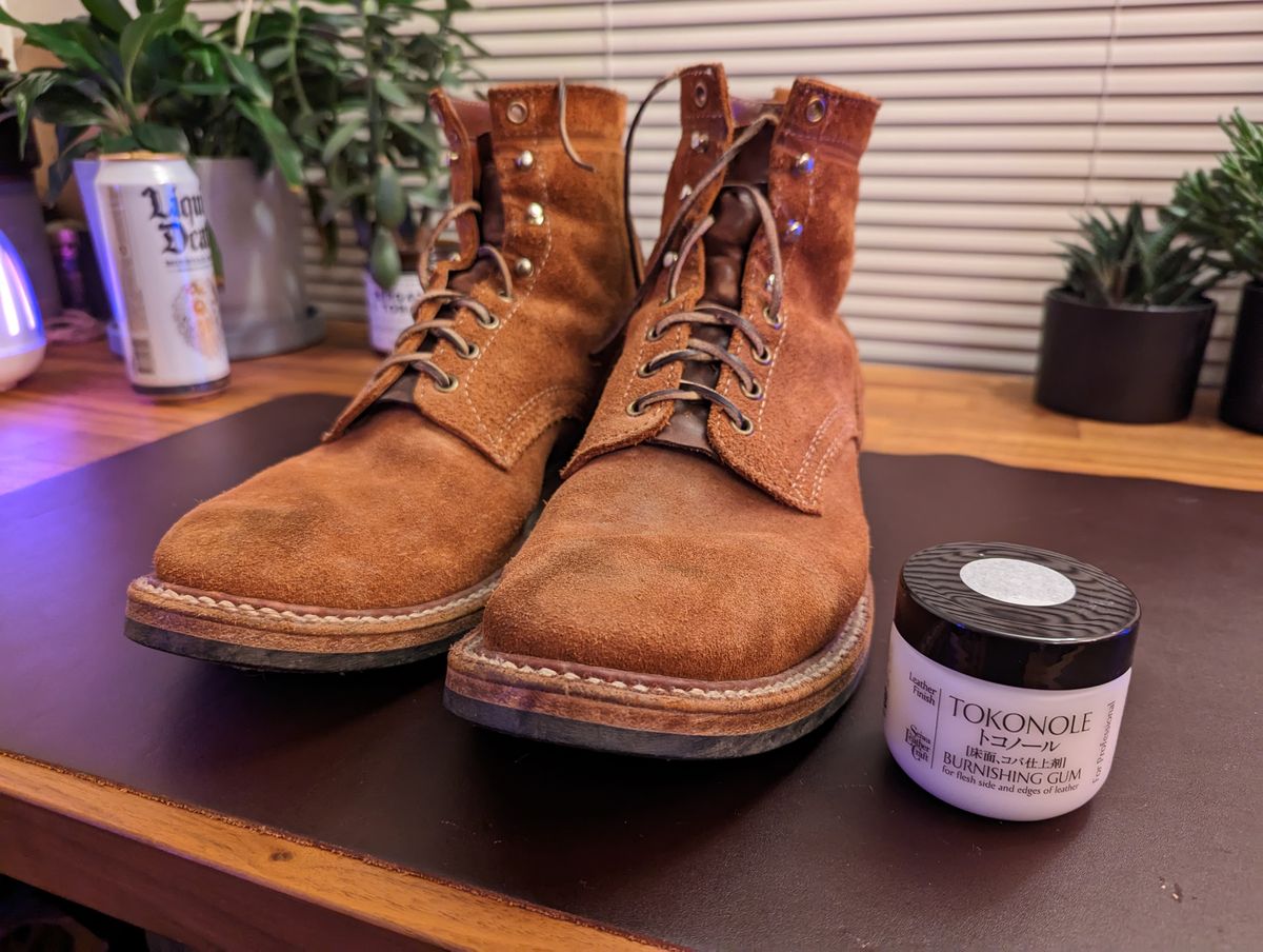 Photo by demo on April 8, 2023 of the White's 350 Cruiser in Seidel Red Dog Oil Tan Roughout.
