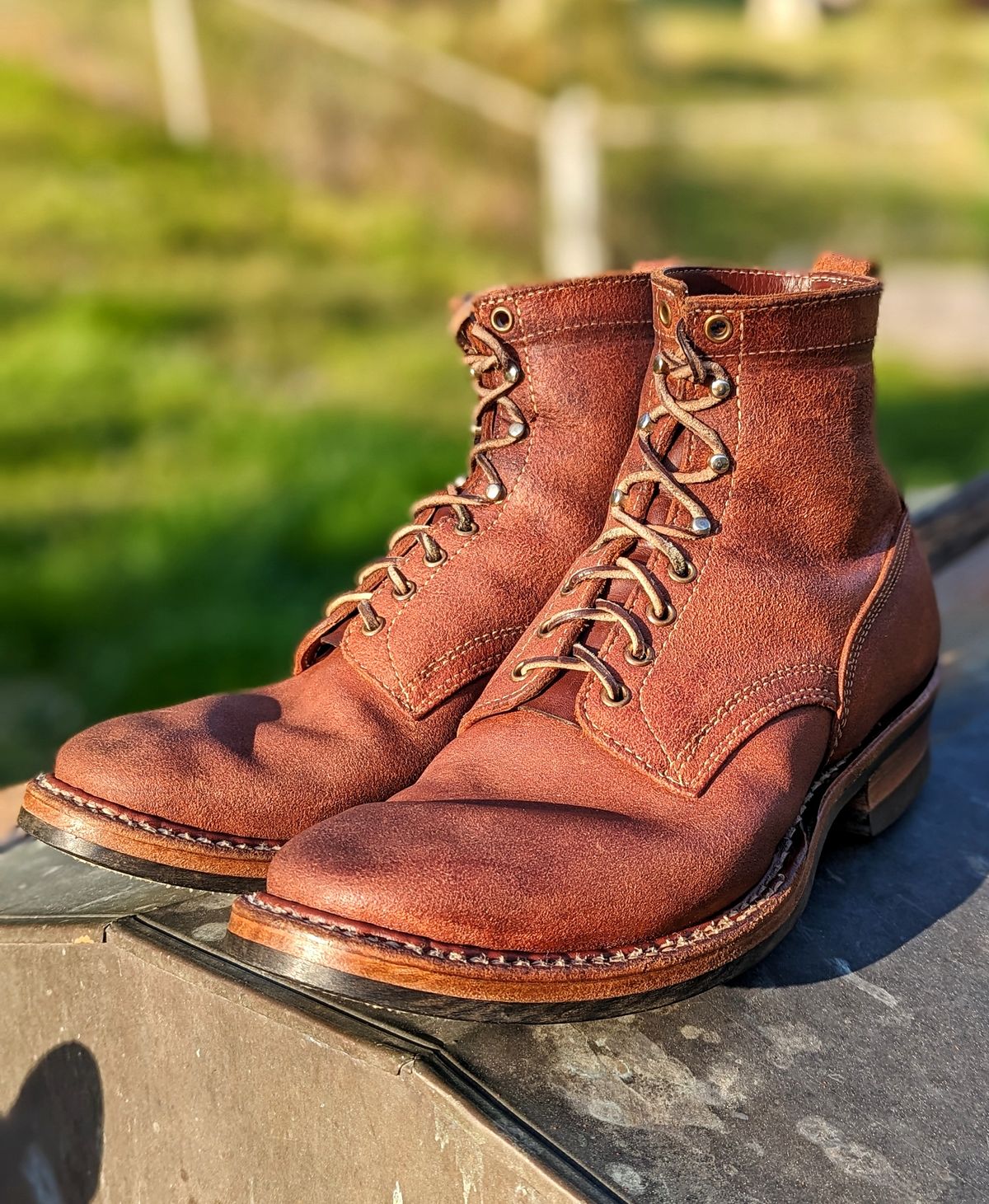 Photo by demo on April 10, 2023 of the White's 350 Cruiser in Seidel Red Dog Oil Tan Roughout.