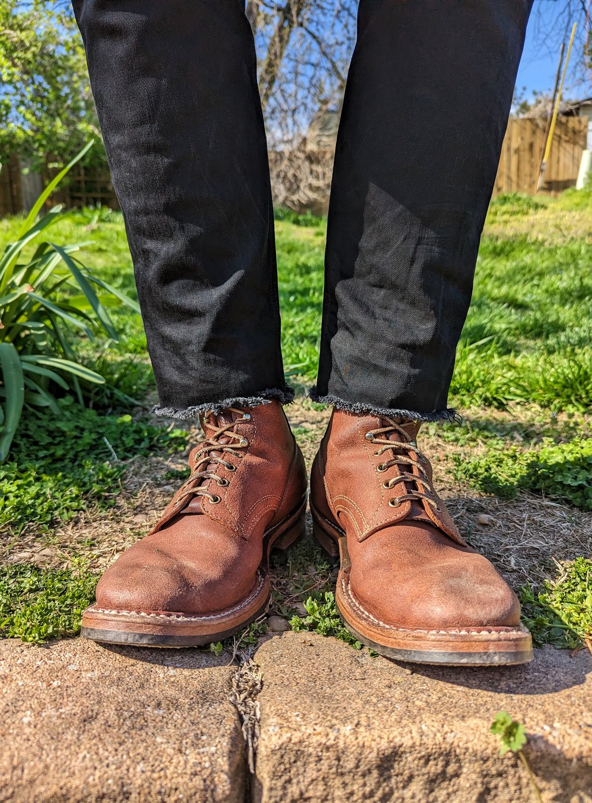 Photo by demo on April 10, 2023 of the White's 350 Cruiser in Seidel Red Dog Oil Tan Roughout.