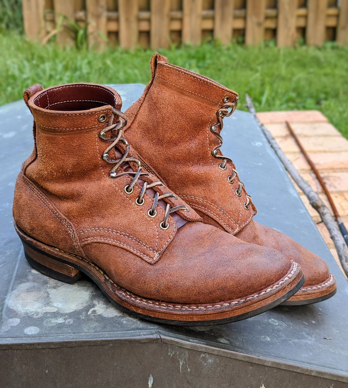 Photo by demo on August 29, 2023 of the White's 350 Cruiser in Seidel Red Dog Oil Tan Roughout.