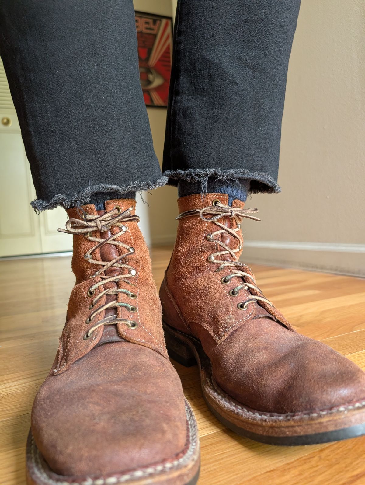Photo by demo on June 5, 2026 of the White's 350 Cruiser in Seidel Red Dog Oil Tan Roughout.