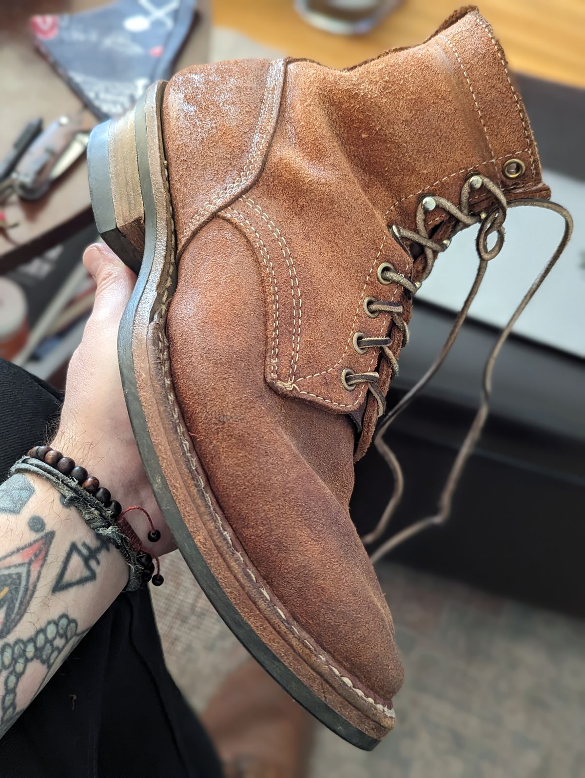 Photo by demo on October 9, 2023 of the White's 350 Cruiser in Seidel Red Dog Oil Tan Roughout.