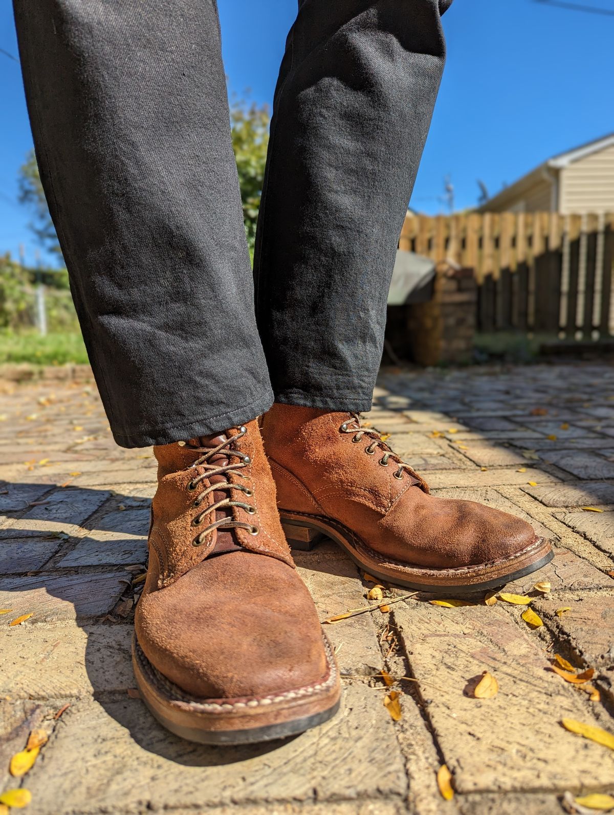Photo by demo on October 21, 2023 of the White's 350 Cruiser in Seidel Red Dog Oil Tan Roughout.