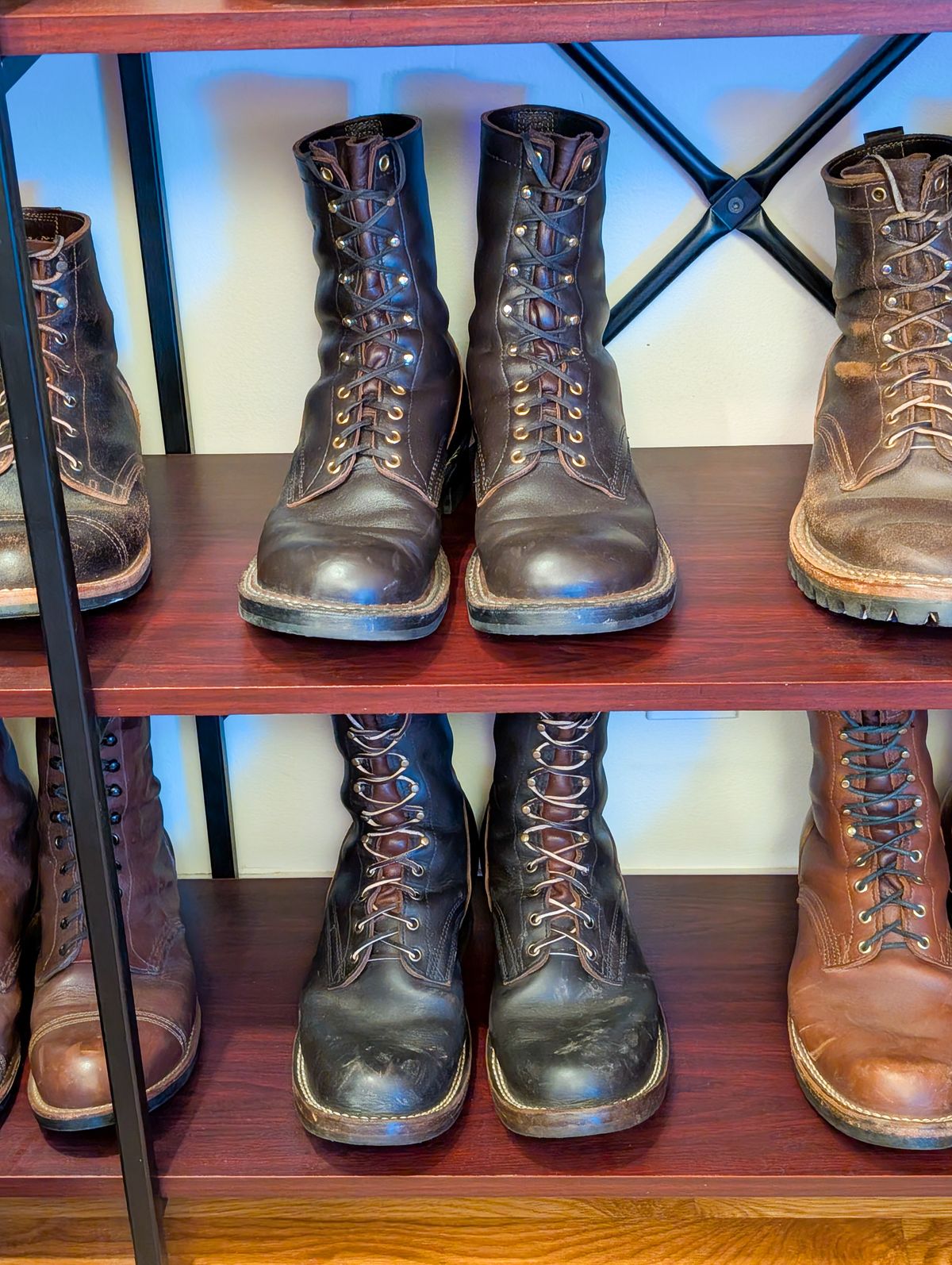 Photo by demo on November 24, 2025 of the White's Bounty Hunter in Seidel Elk Tan.