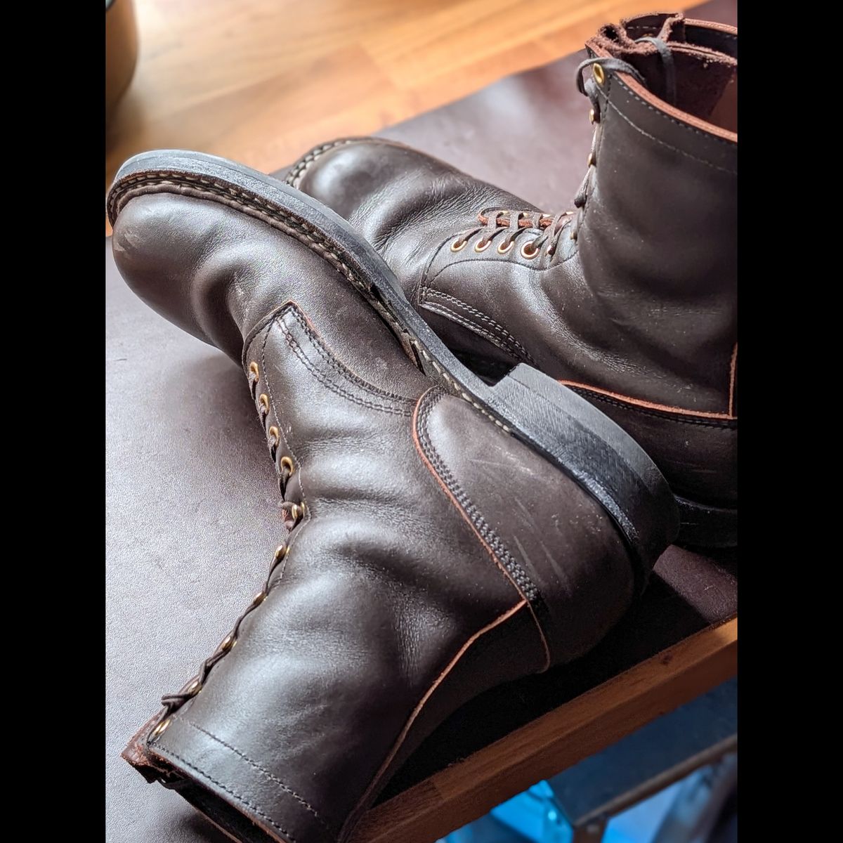 Photo by demo on February 1, 2026 of the White's Bounty Hunter in Seidel Elk Tan.