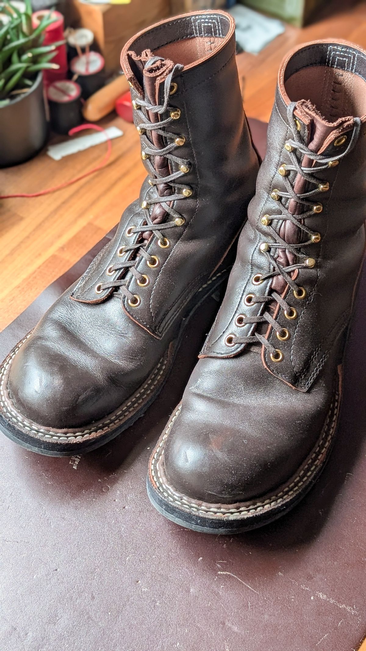 Photo by demo on February 1, 2026 of the White's Bounty Hunter in Seidel Elk Tan.