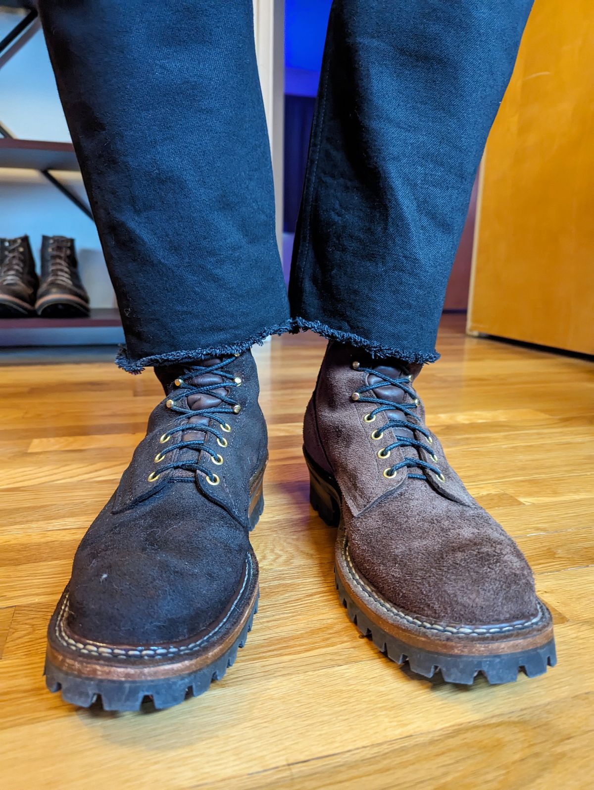 Photo by demo on October 28, 2023 of the White's Smokejumper in Seidel Brown Roughout.