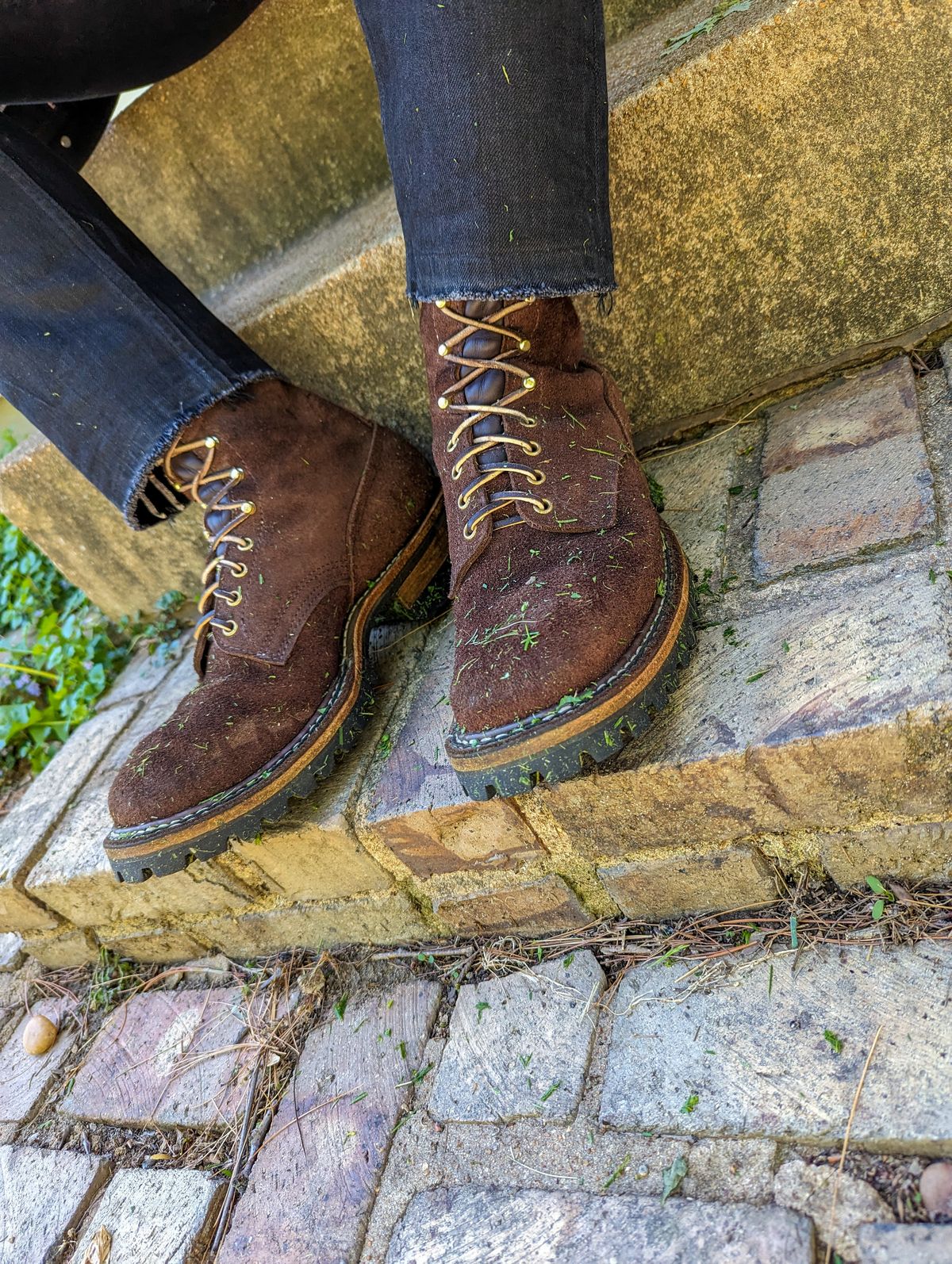 Photo by demo on April 20, 2024 of the White's Smokejumper in Seidel Brown Roughout.