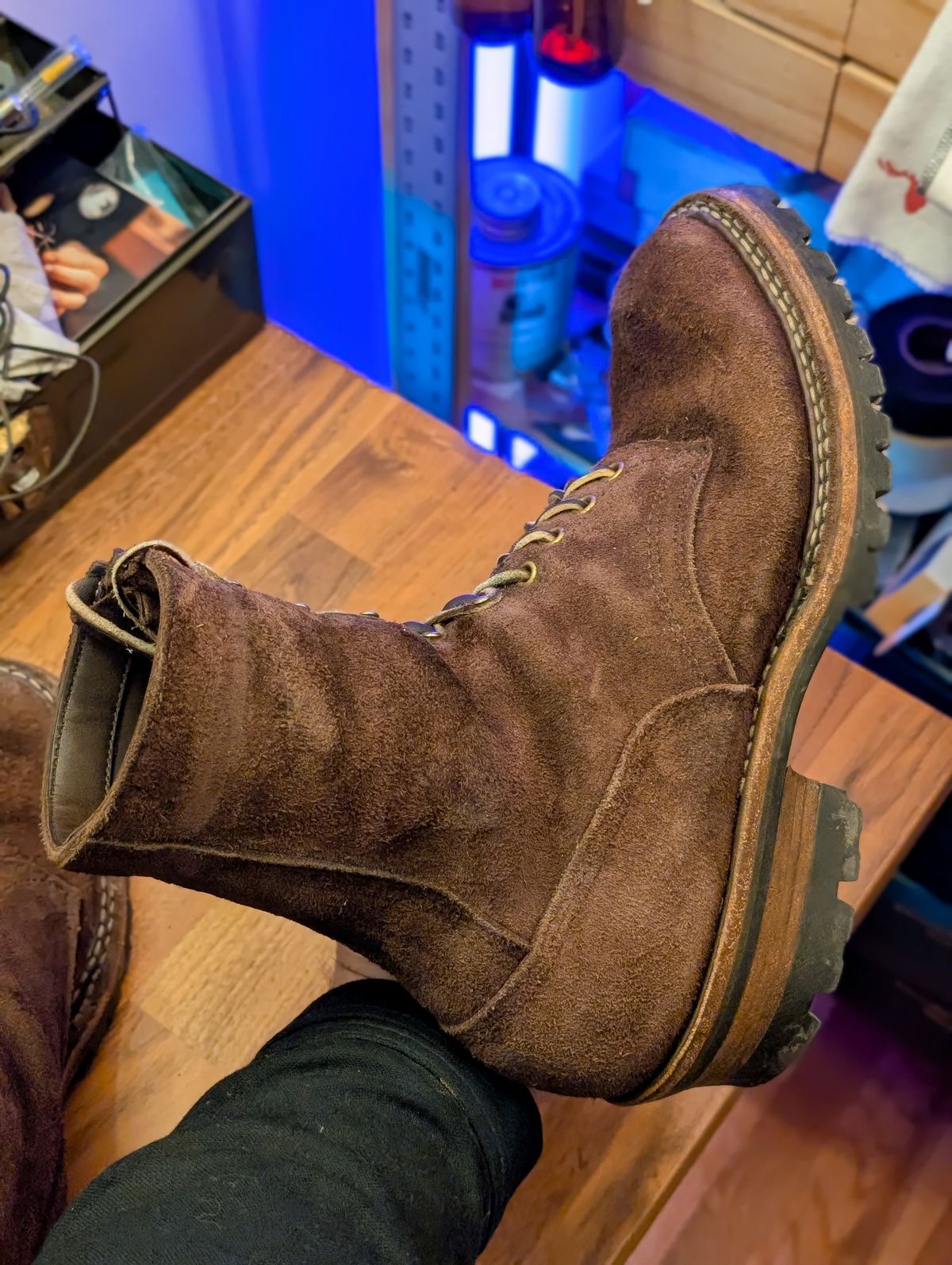 Photo by demo on February 6, 2025 of the White's Smokejumper in Seidel Brown Roughout.