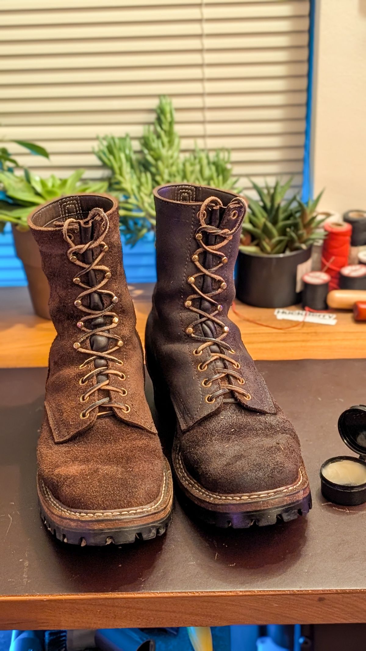 Photo by demo on March 2, 2026 of the White's Smokejumper in Seidel Brown Roughout.