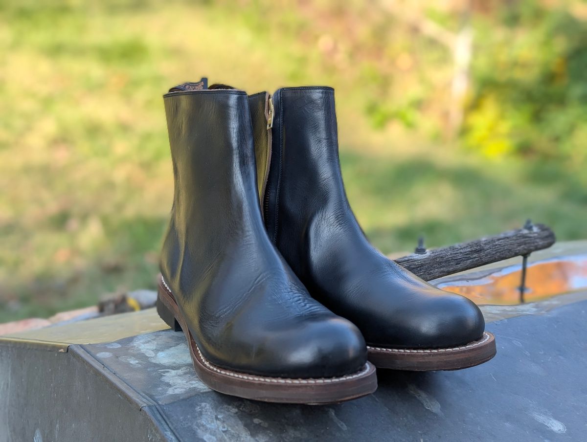 Photo by demo on November 16, 2024 of the Rolling Dub Trio Casper Boot in Horween Black Chromexcel.