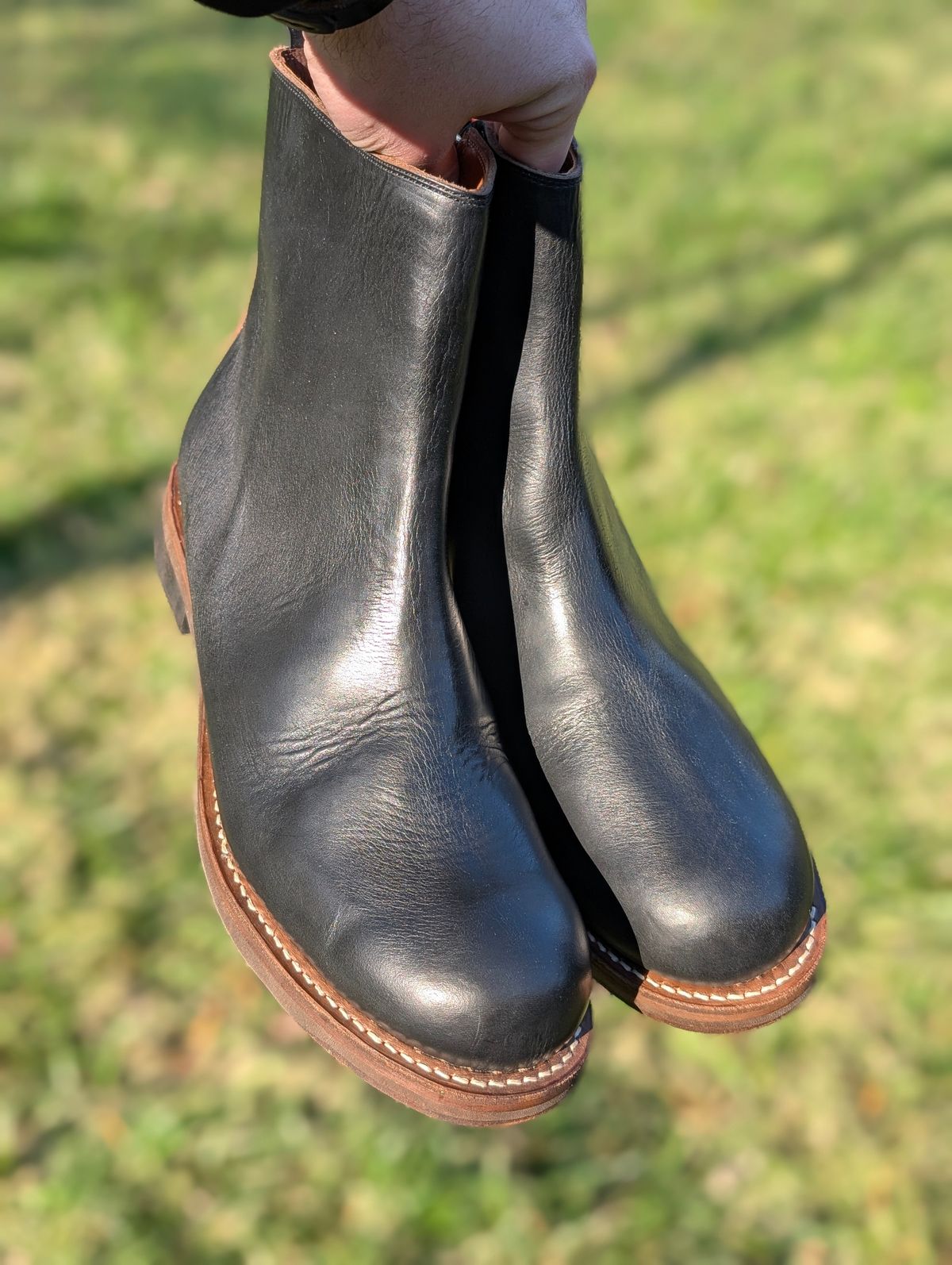 Photo by demo on November 16, 2024 of the Rolling Dub Trio Casper Boot in Horween Black Chromexcel.