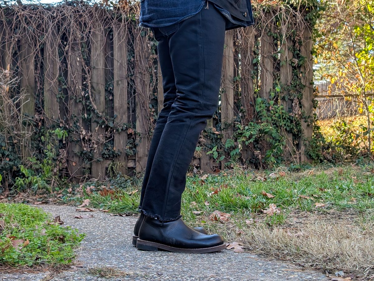 Photo by demo on December 10, 2024 of the Rolling Dub Trio Casper Boot in Horween Black Chromexcel.