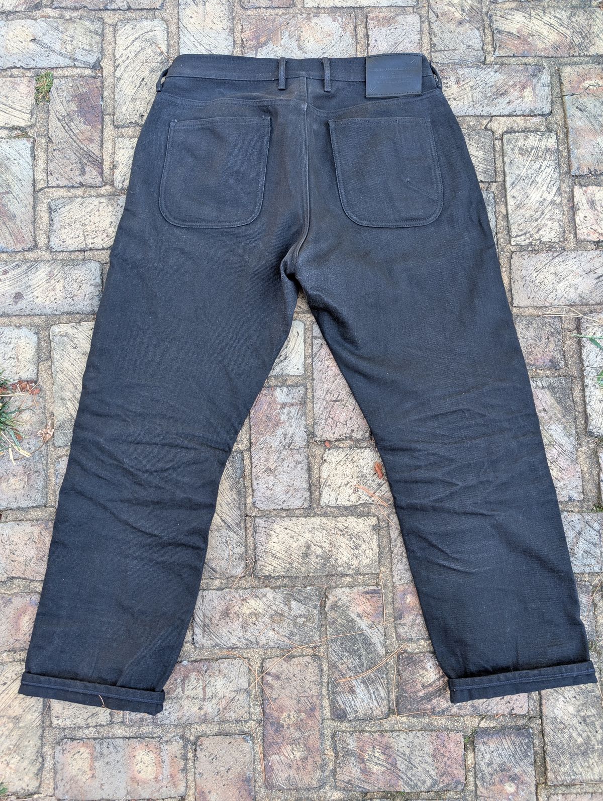Photo by demo on September 27, 2025 of the Heritage Quality Goods Work Pants in Black Japanese Selvedge.