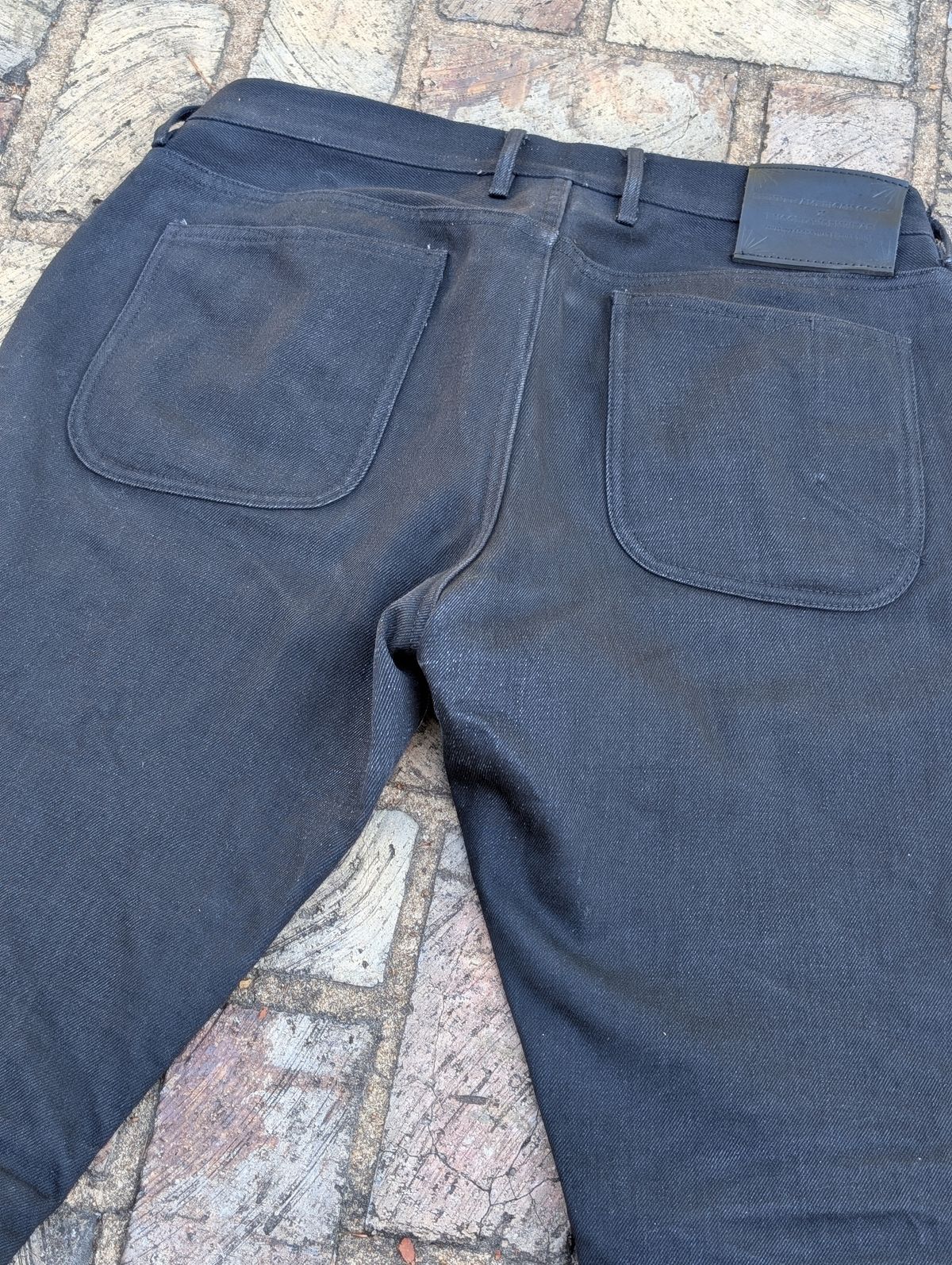 Photo by demo on September 27, 2025 of the Heritage Quality Goods Work Pants in Black Japanese Selvedge.