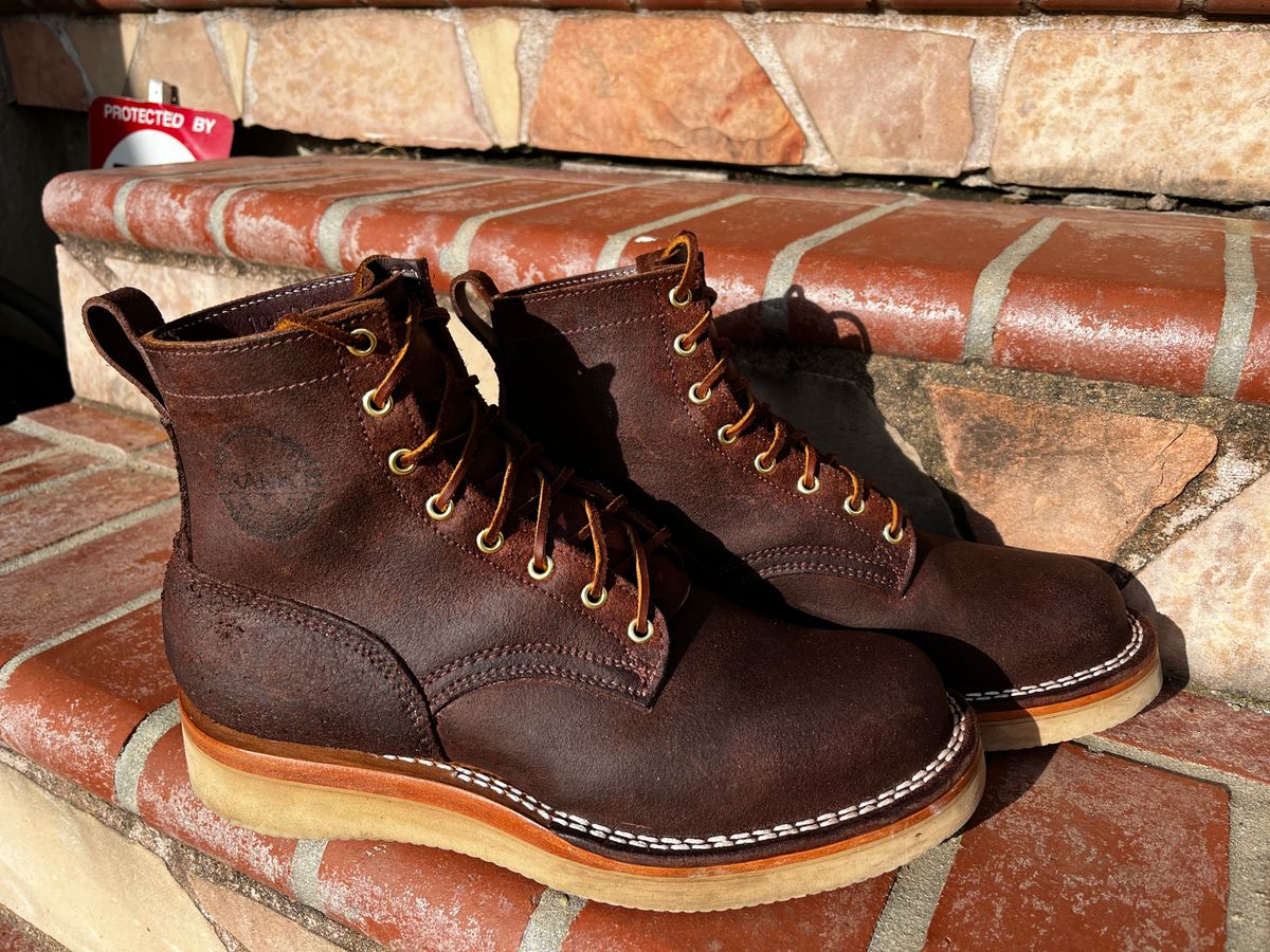 Photo by marboleda on March 5, 2024 of the Frank's Boots Rainier in Seidel Chocolate Oil Tan Roughout.