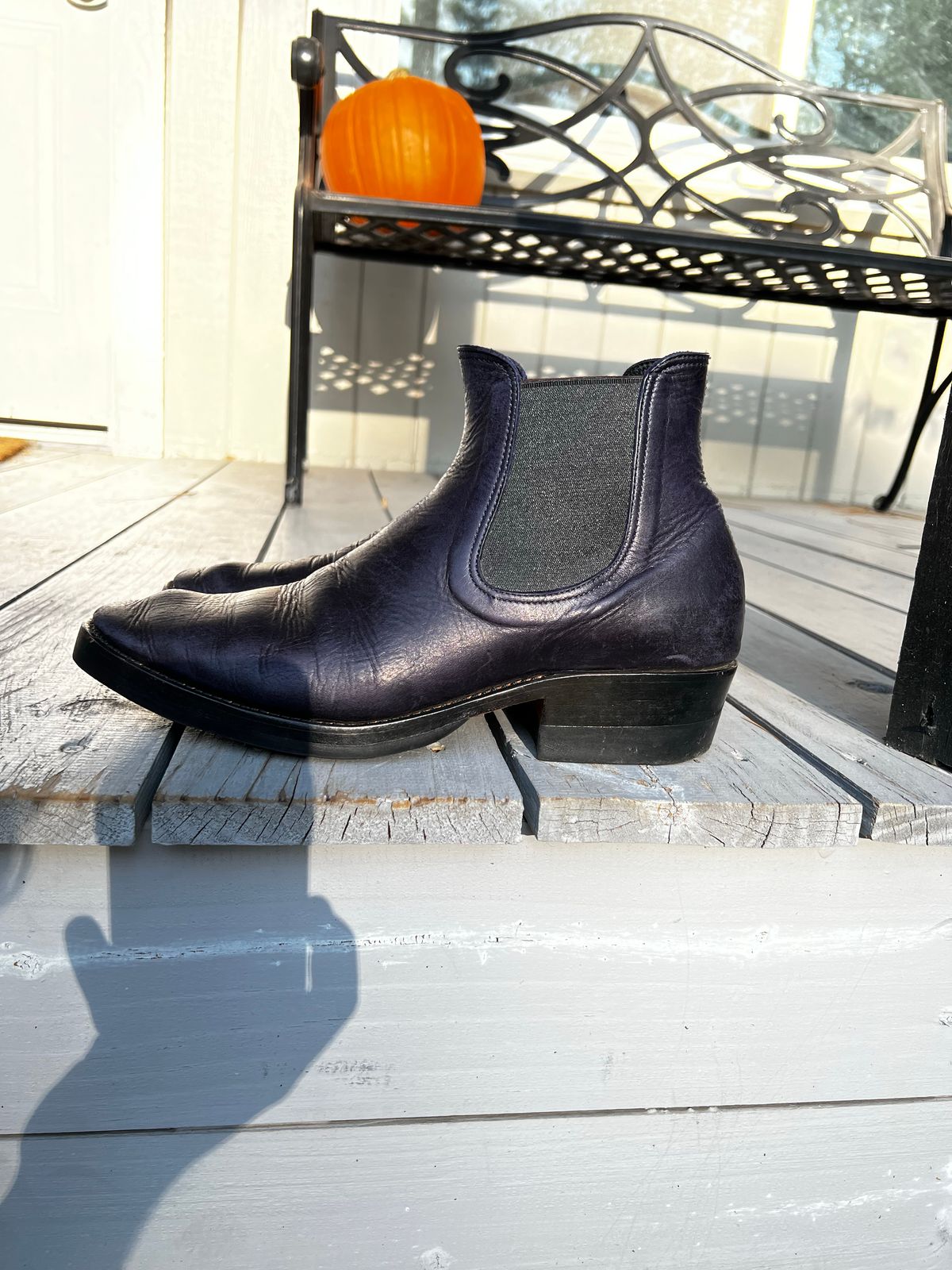 Photo by JonathonC on November 5, 2022 of the Benzein The Seventh Chelsea Boot in Shinki Purple Latigo Horsehide.