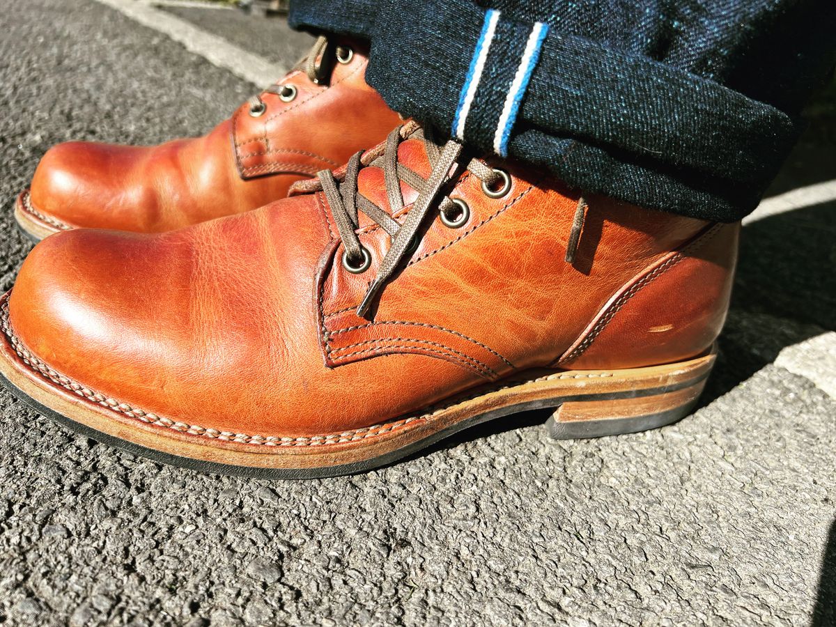 Photo by peterldavey on April 26, 2022 of the Viberg Service Boot in Horween Saddle Tan Chromepak.