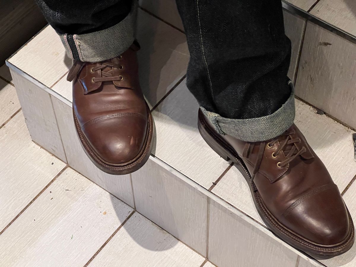 Photo by peterldavey on March 14, 2022 of the Grant Stone Cap Toe Boot in Horween Brown Chromexcel.