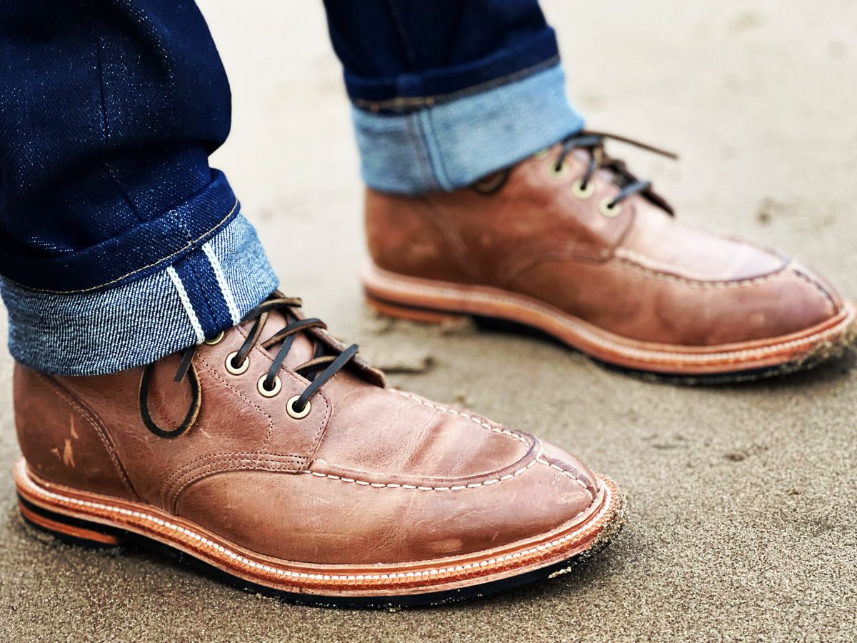 Photo by peterldavey on December 22, 2021 of the Grant Stone Ottawa Boot in Horween Natural Chromexcel.