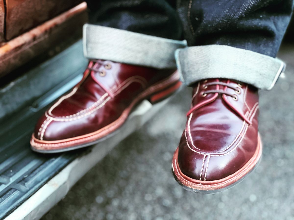 Photo by peterldavey on January 6, 2022 of the Meermin in Horween Color 6 Shell Cordovan.