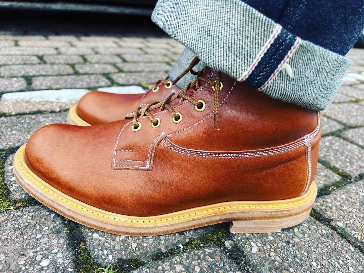 Photo by peterldavey on May 13, 2022 of the Tricker's in Horween Brown Chromexcel Horsebutt.