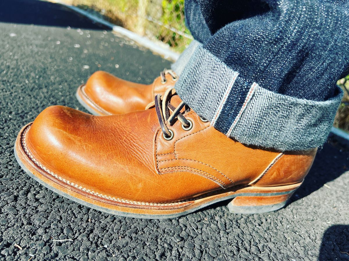 Photo by peterldavey on May 24, 2022 of the Viberg in Horween Natural Dublin.