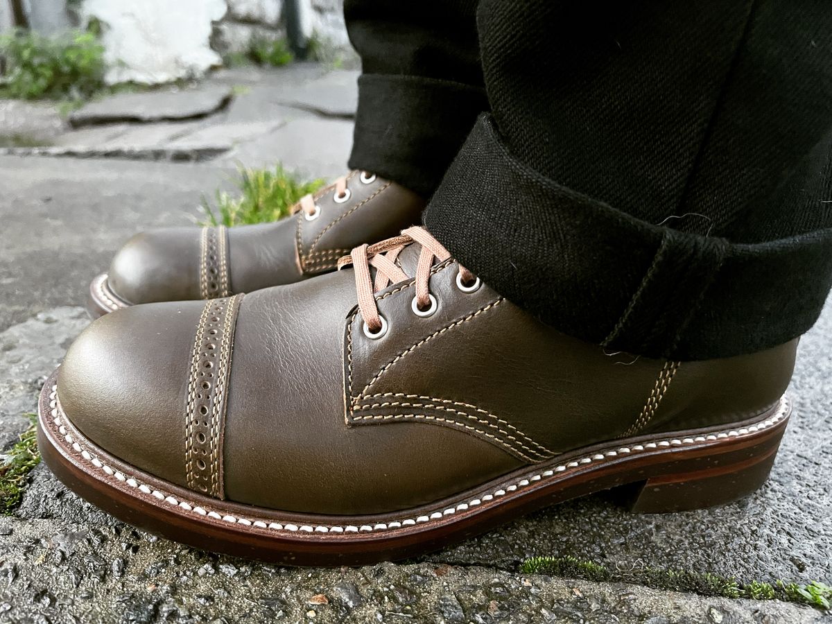 Photo by peterldavey on November 5, 2021 of the John Lofgren M-43 Service Shoes in Horween Olive Chromexcel.