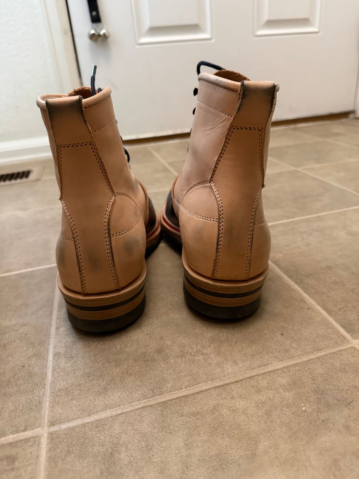 Photo by rus_boot on November 5, 2025 of the Jakkrabbits Monkey Boot in Heritage Natural Vegetable tanned.