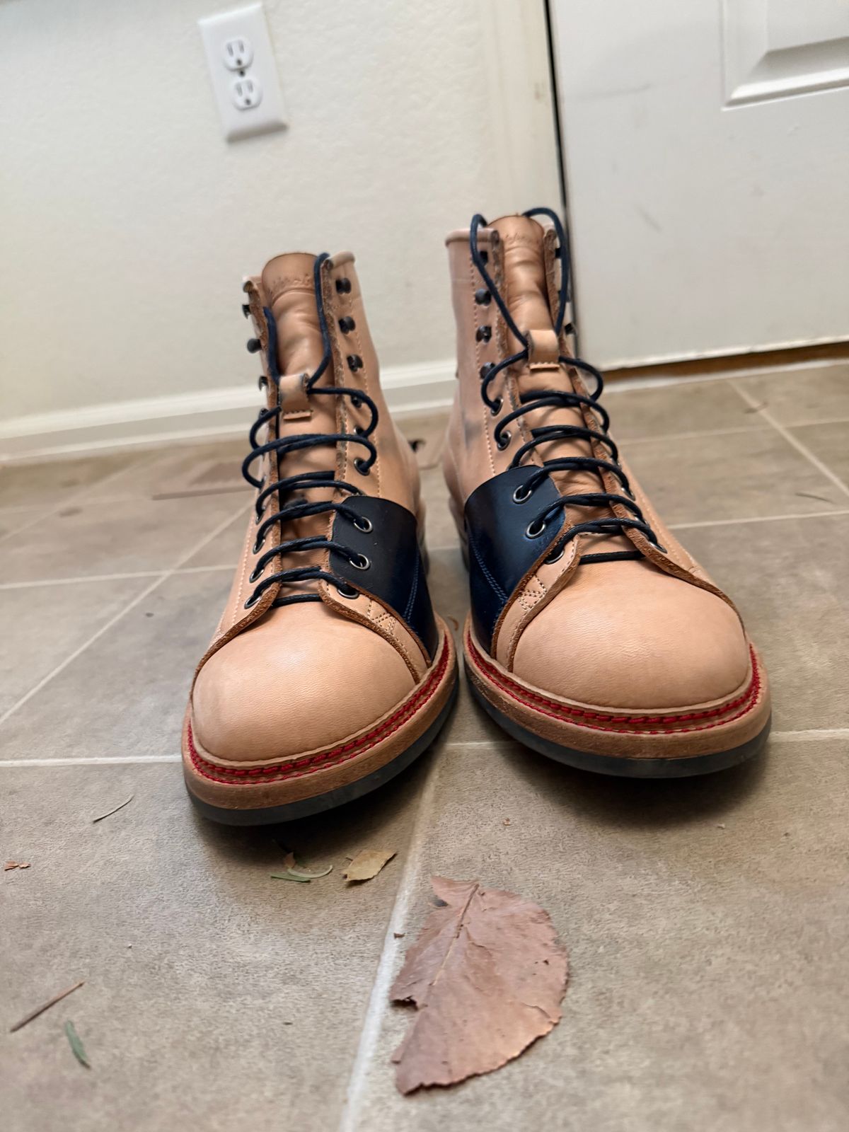 Photo by rus_boot on December 2, 2025 of the Jakkrabbits Monkey Boot in Heritage Natural Vegetable tanned.