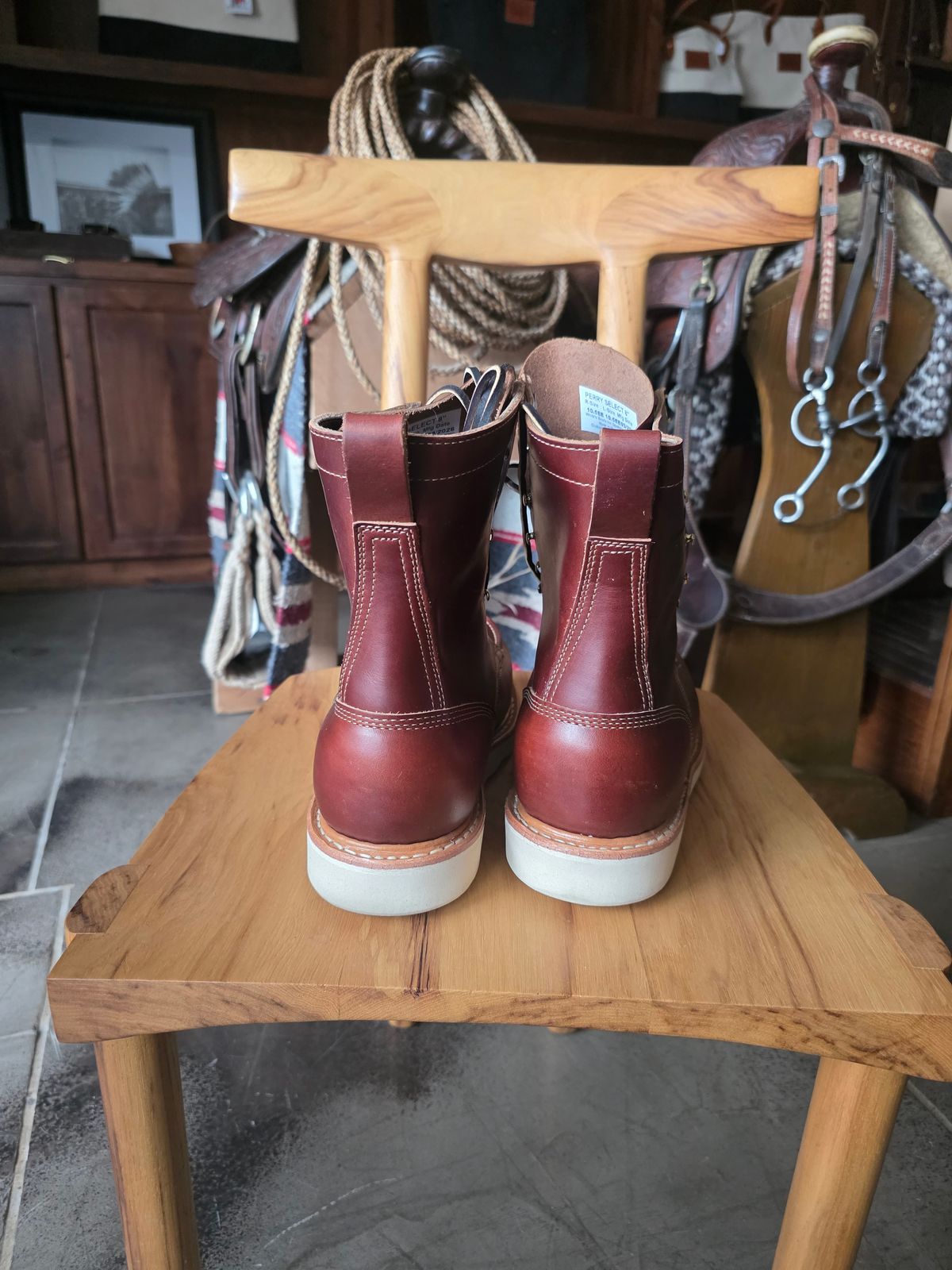 Photo by ChuckNasty on April 15, 2026 of the White's Perry 8" Select in Seidel British Tan Double Shot.