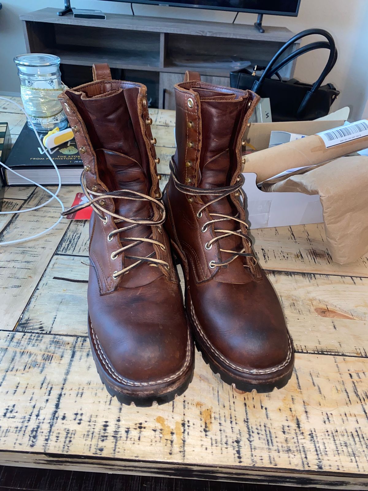 Photo by ChuckNasty on October 28, 2023 of the Nicks Overlander in Seidel 1964 Brown.