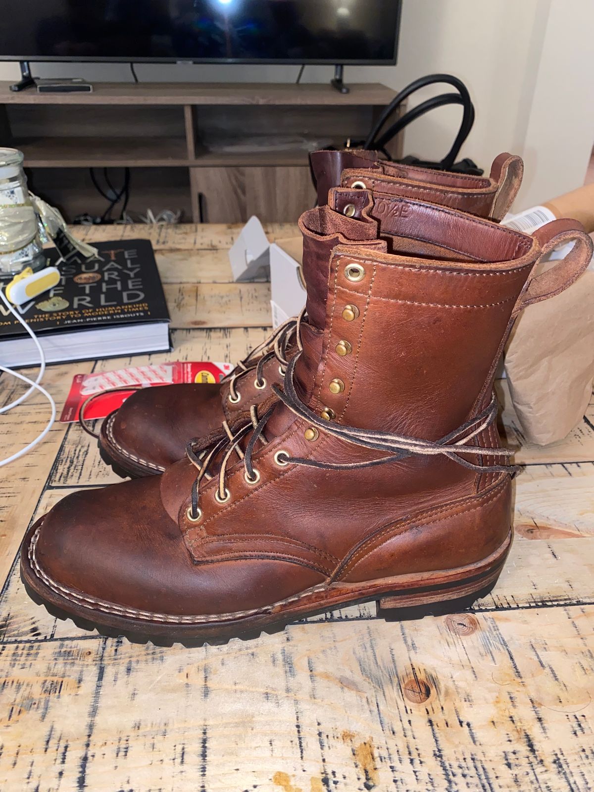 Photo by ChuckNasty on October 28, 2023 of the Nicks Overlander in Seidel 1964 Brown.
