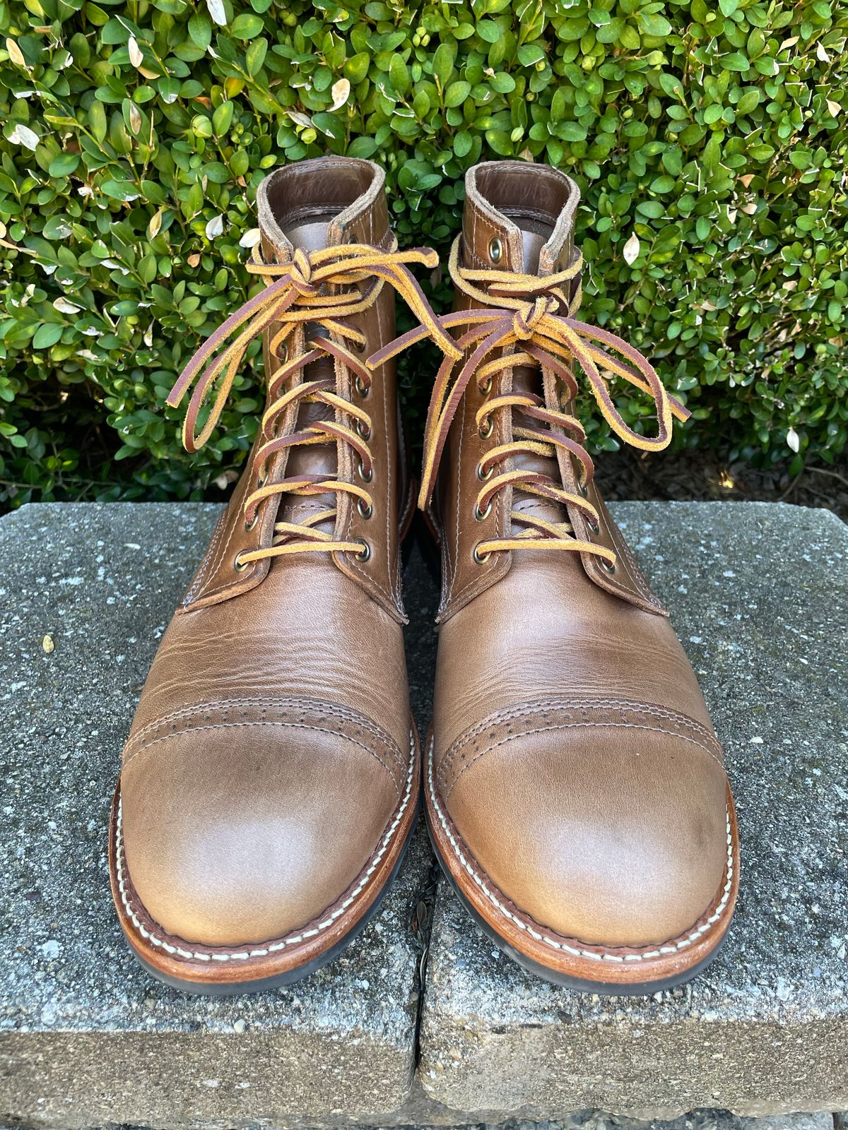 Photo by sirwolf on October 1, 2022 of the Oak Street Bootmakers Trench Boot in Horween Natural Chromexcel.