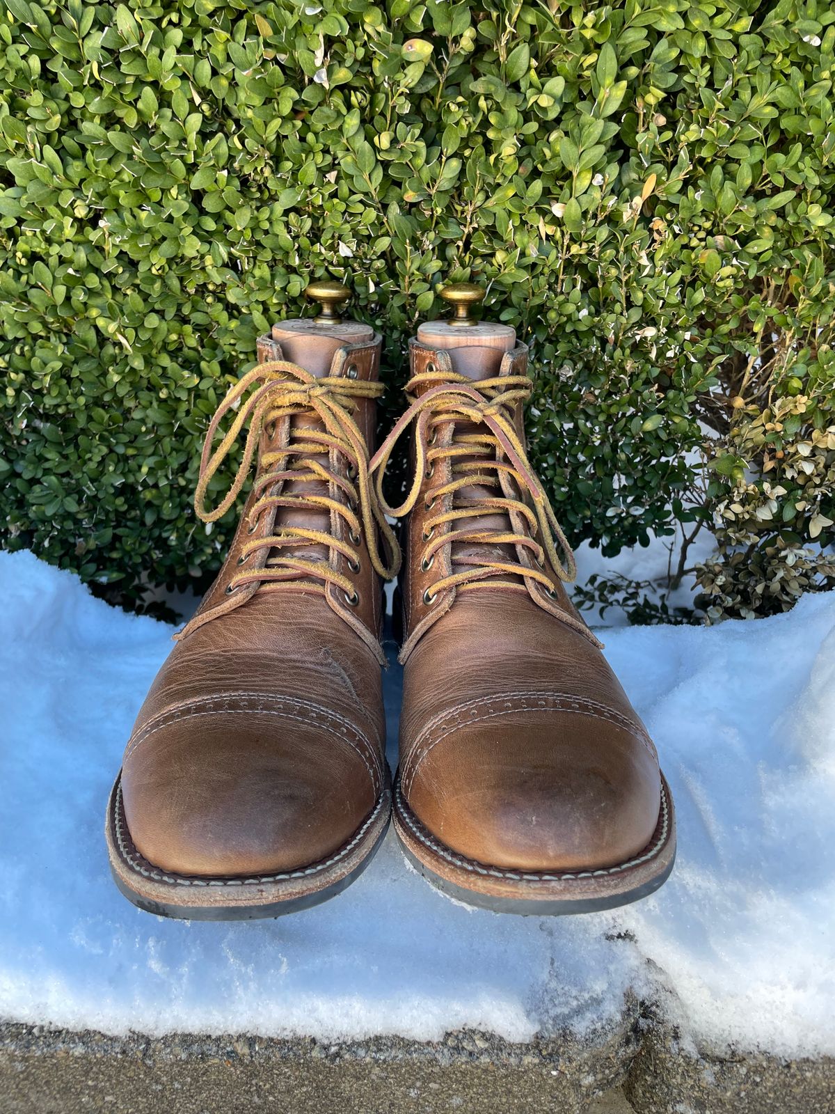 Photo by sirwolf on February 3, 2023 of the Oak Street Bootmakers Trench Boot in Horween Natural Chromexcel.