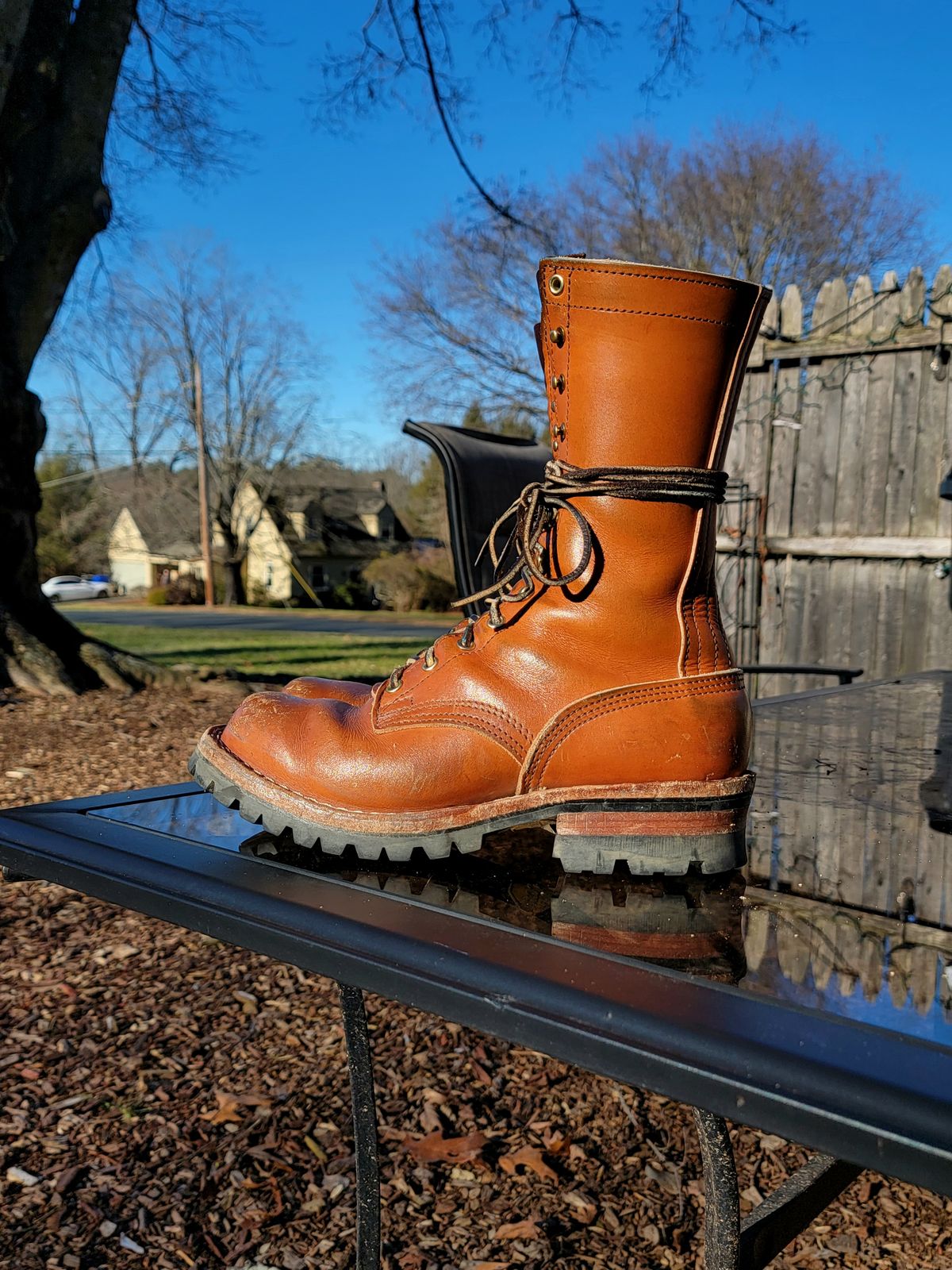Photo by Kugelblitz1776 on January 2, 2024 of the Nicks DomePro in Wickett & Craig Tan English Bridle.