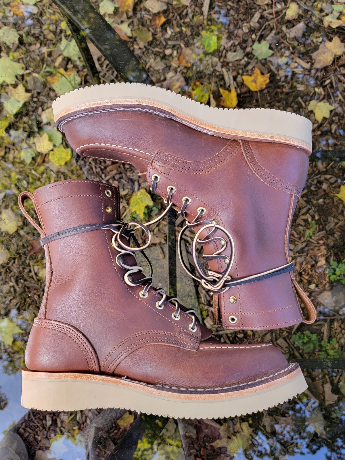 Photo by Kugelblitz1776 on October 1, 2023 of the Nicks Moc Toe in Seidel 1964 Brown.