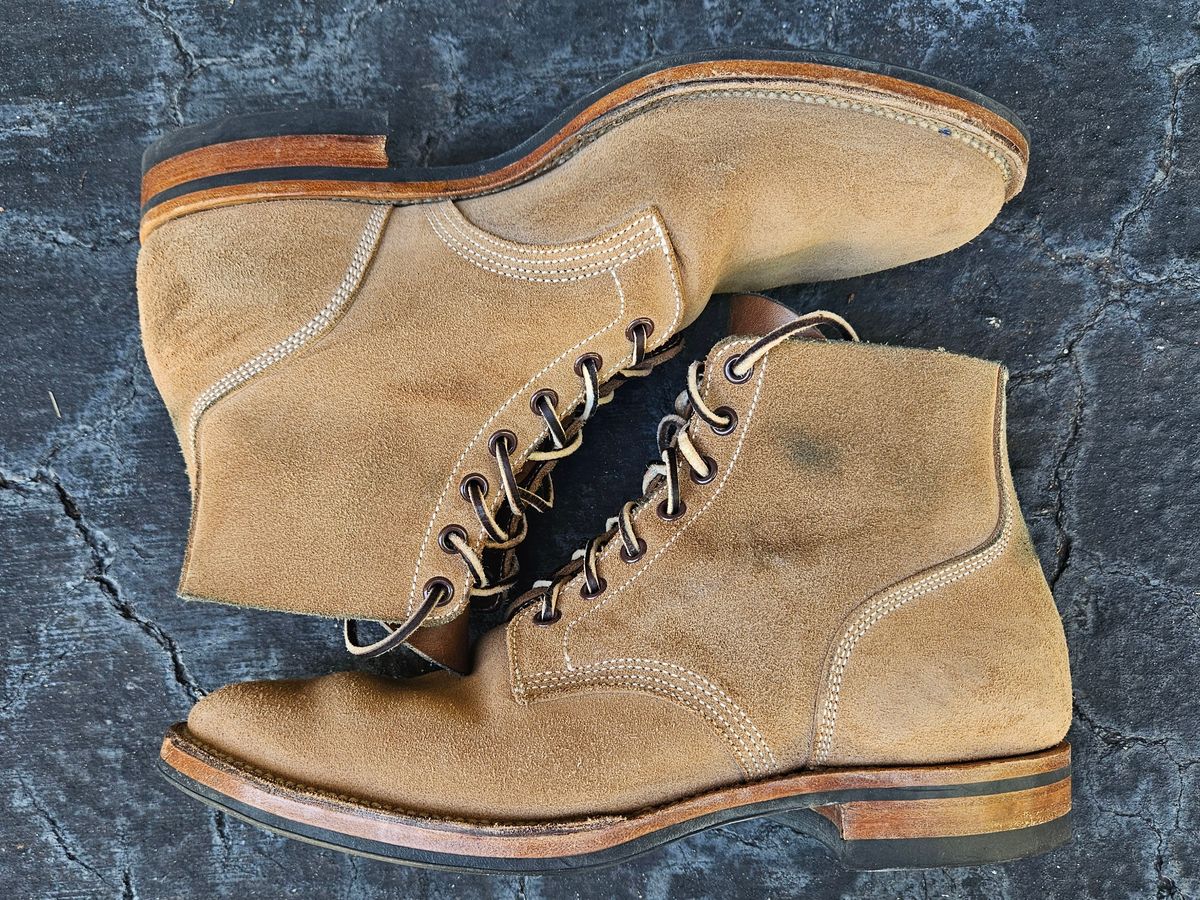 Photo by grim_f on April 5, 2024 of the Viberg Boondocker in Horween Marine Field Roughout.