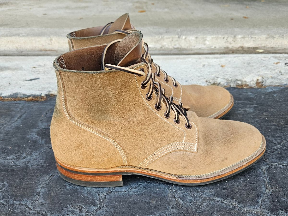 Photo by grim_f on April 5, 2024 of the Viberg Boondocker in Horween Marine Field Roughout.