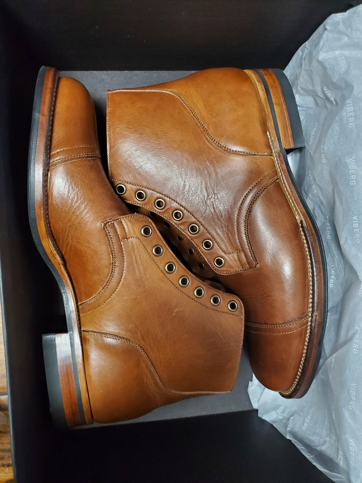 Photo by grim_f on September 15, 2023 of the Viberg Service Boot in Horween Toasted Coconut Dublin.