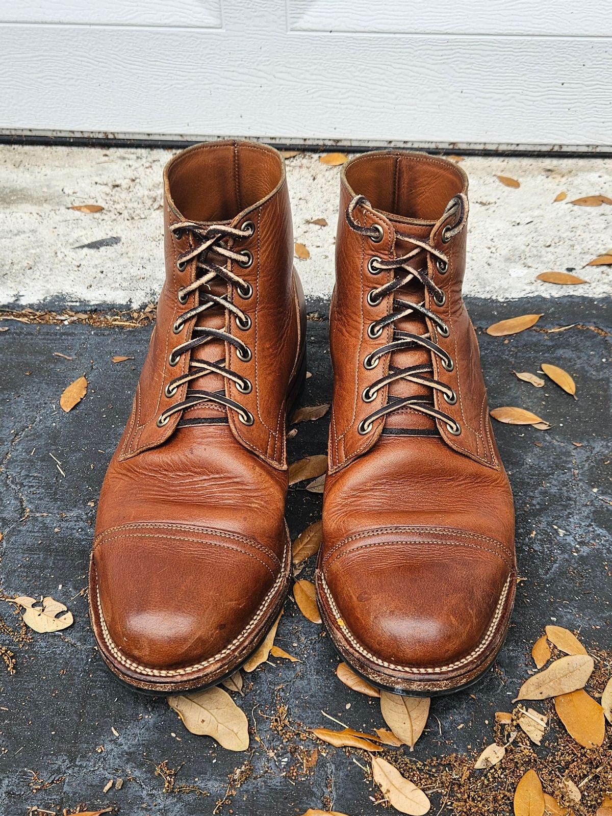 Photo by grim_f on March 2, 2024 of the Viberg Service Boot in Horween Toasted Coconut Dublin.