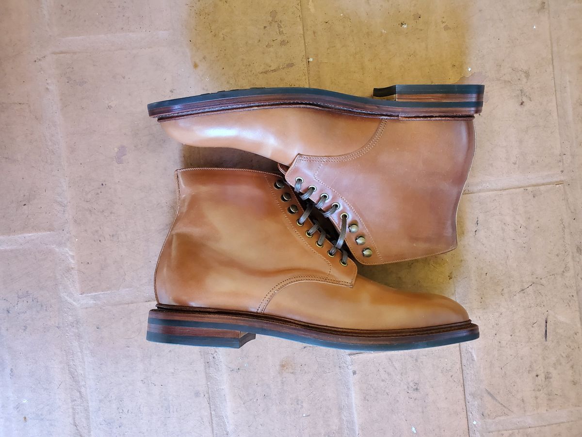 Photo by grim_f on October 1, 2022 of the Grant Stone Edward Boot in Horween Honey Glazed Shell Cordovan.