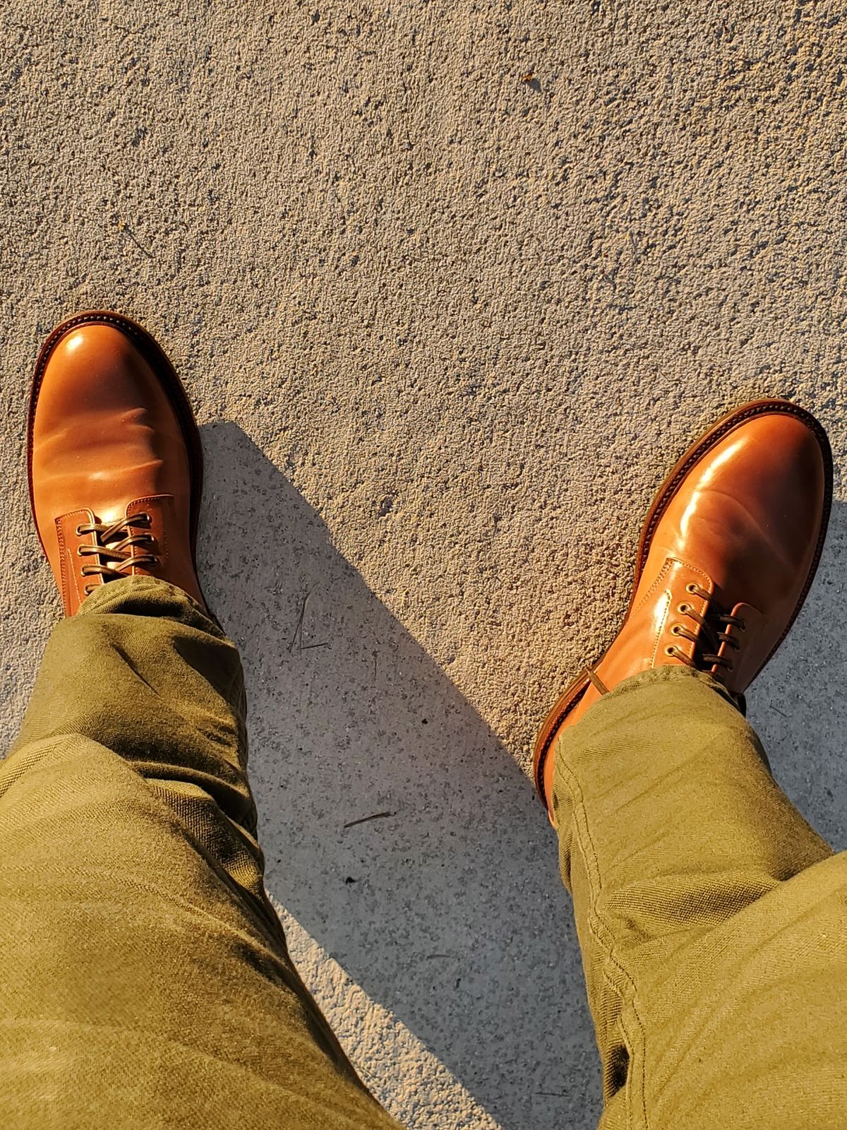 Photo by grim_f on October 4, 2022 of the Grant Stone Edward Boot in Horween Honey Glazed Shell Cordovan.